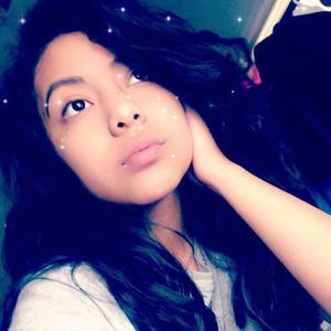 Meet your Posher, Yessi
